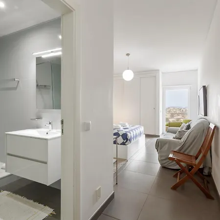 38 - Residences Apartment