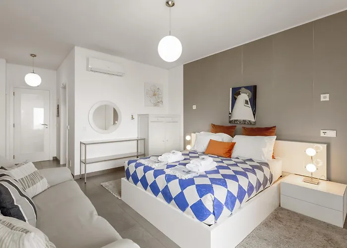 38 - Residences * Peniche